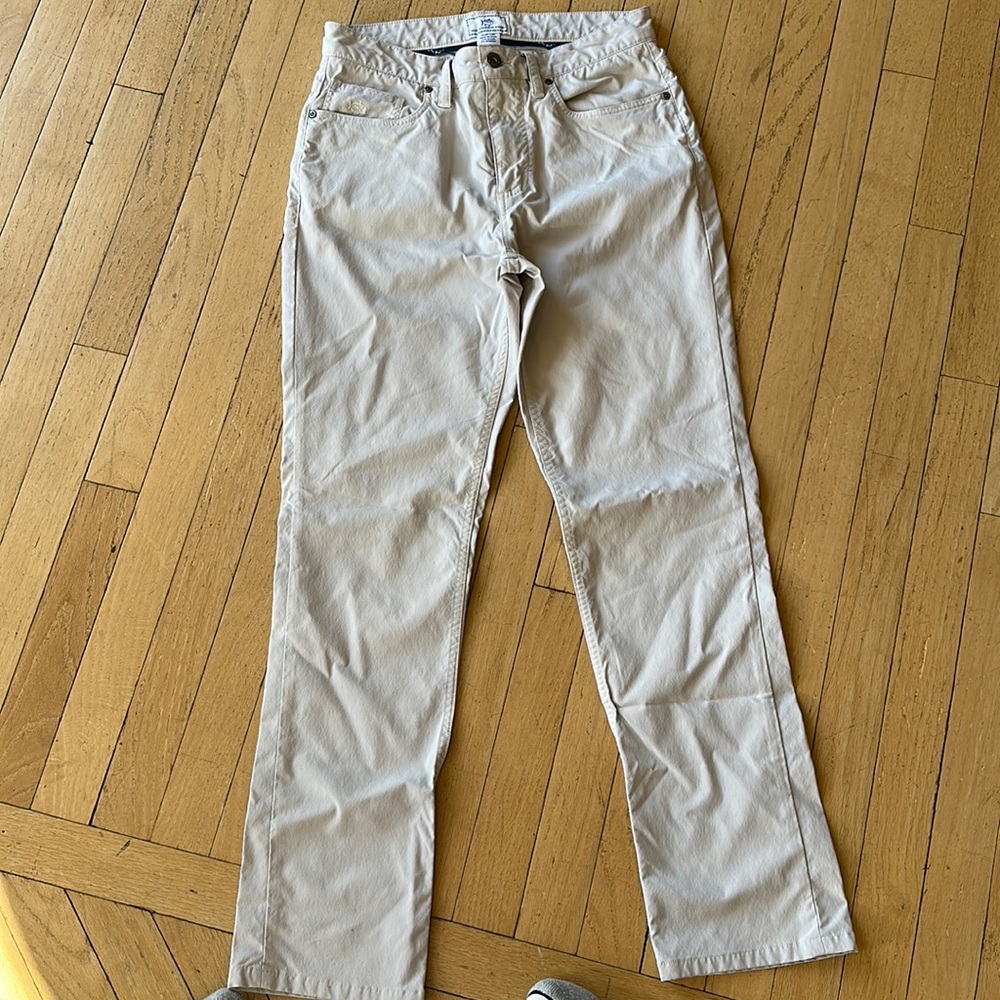 Light weight Southern Tide pants